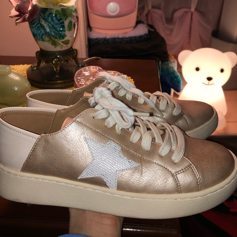 WORN ONCE - size 8 sneakers from Red Dress Boutique. Very cute